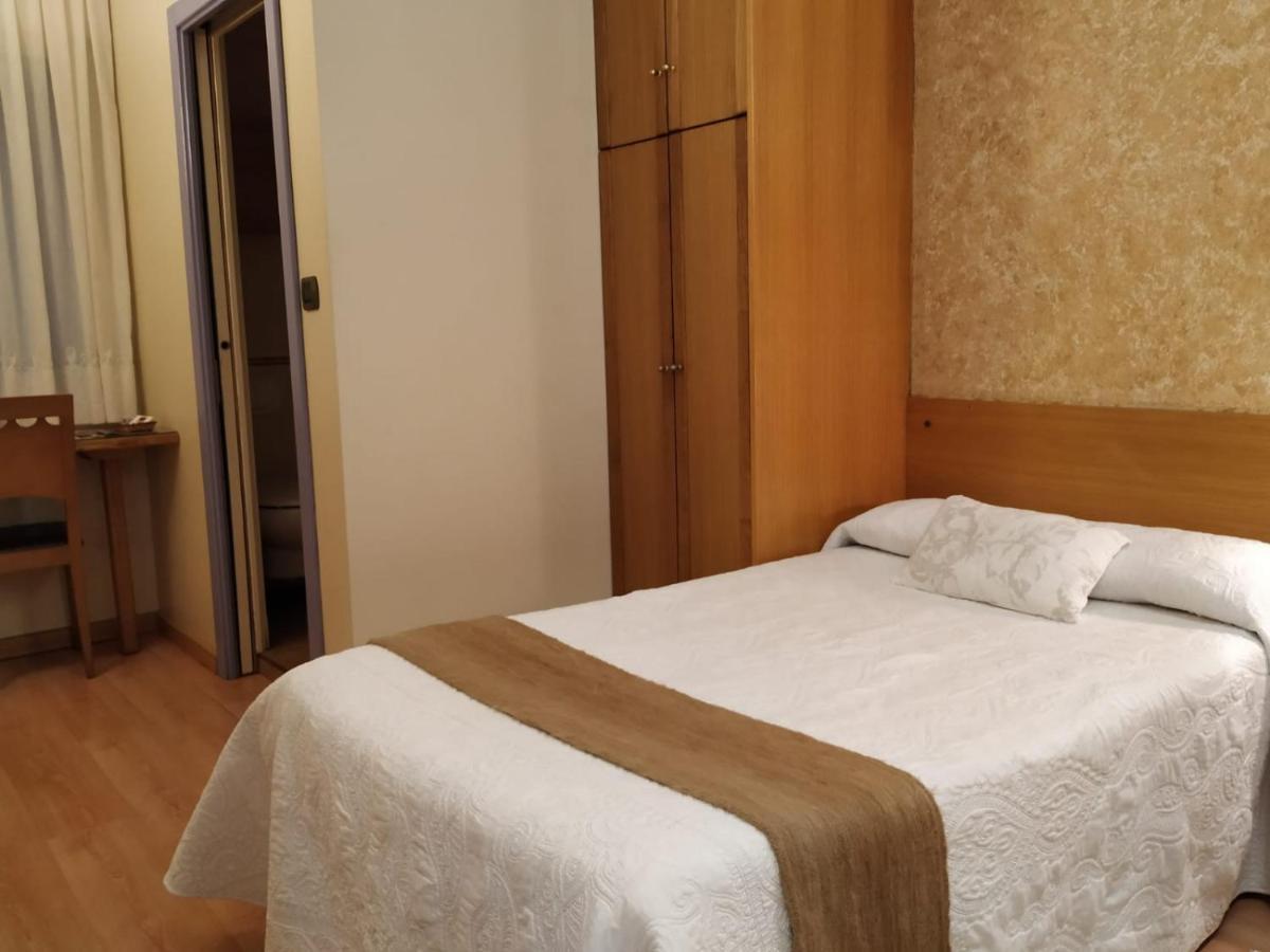 Hotel Melida Ostatua Ermua Zewnętrze zdjęcie